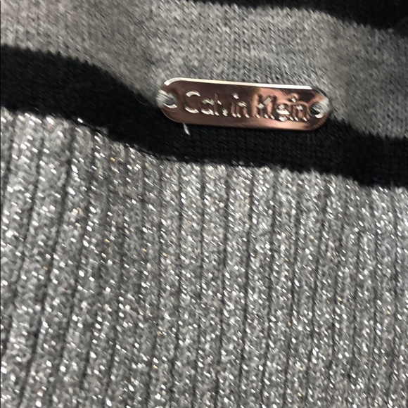 Calvin Klein Striped Sweater with Bottom Ruffle Medium - Picture 6 of 9